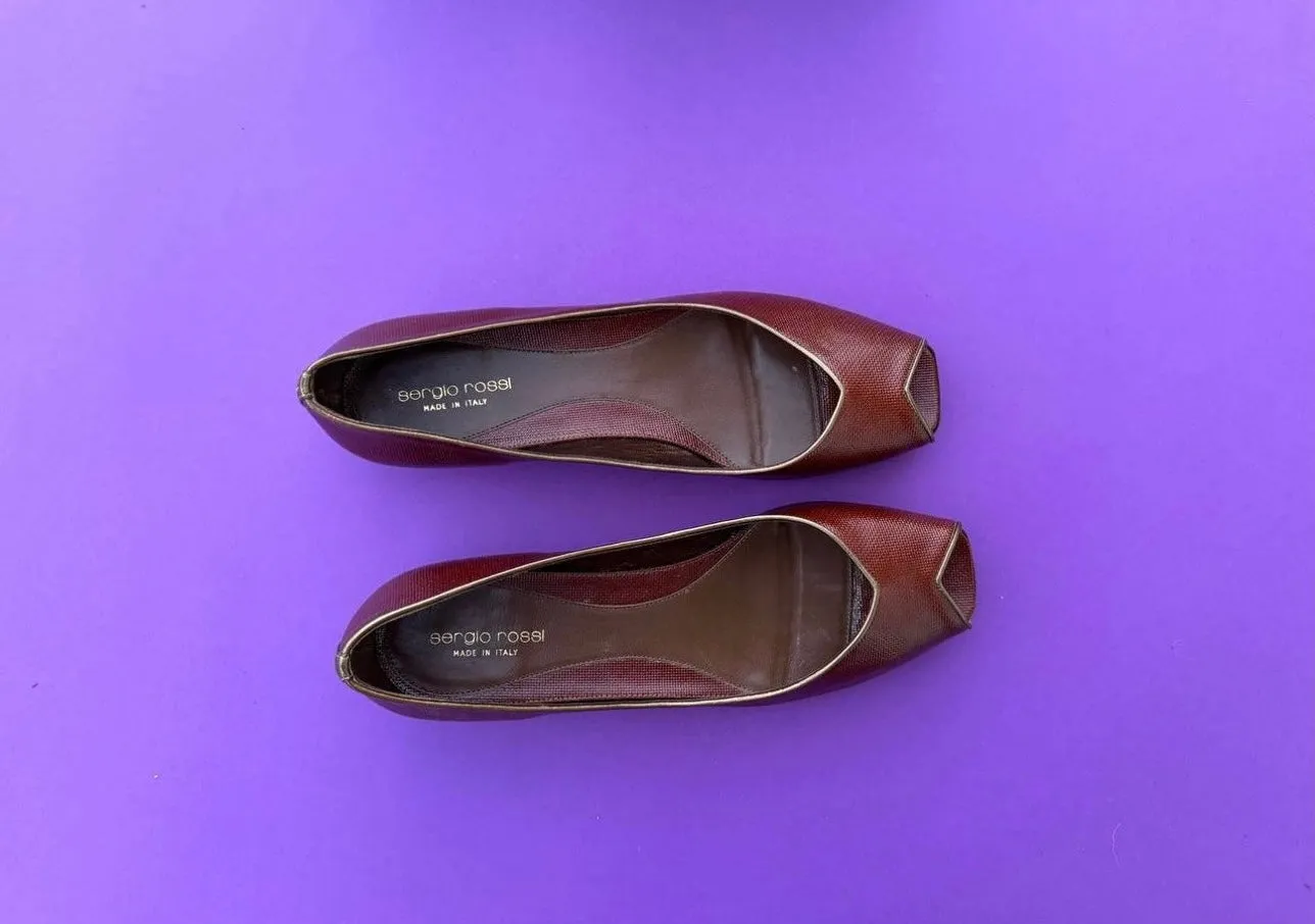 Brown Sergio Rossi leather shoes flats size 9 1/2 US, 41  eu. Italian shoes women pumps.