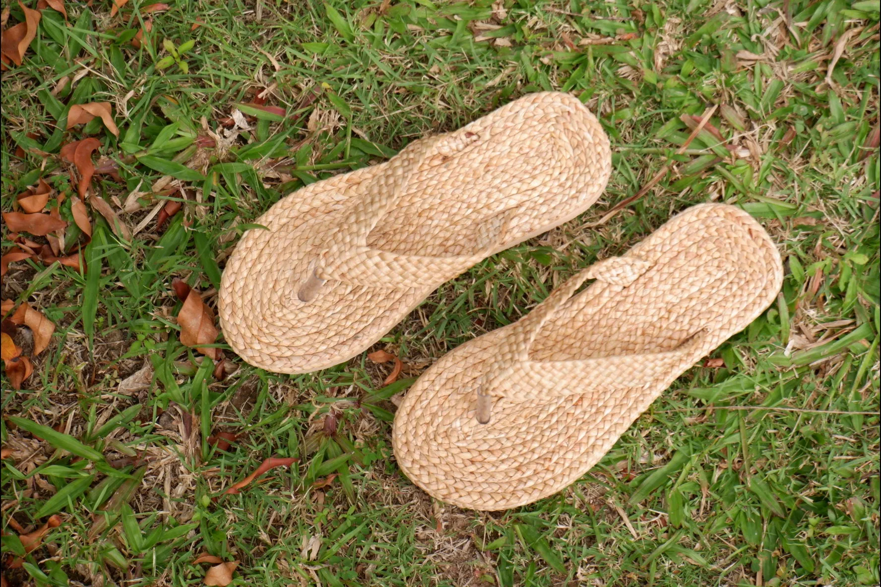 water hyacinth sandals Beach Sandals straw sandals